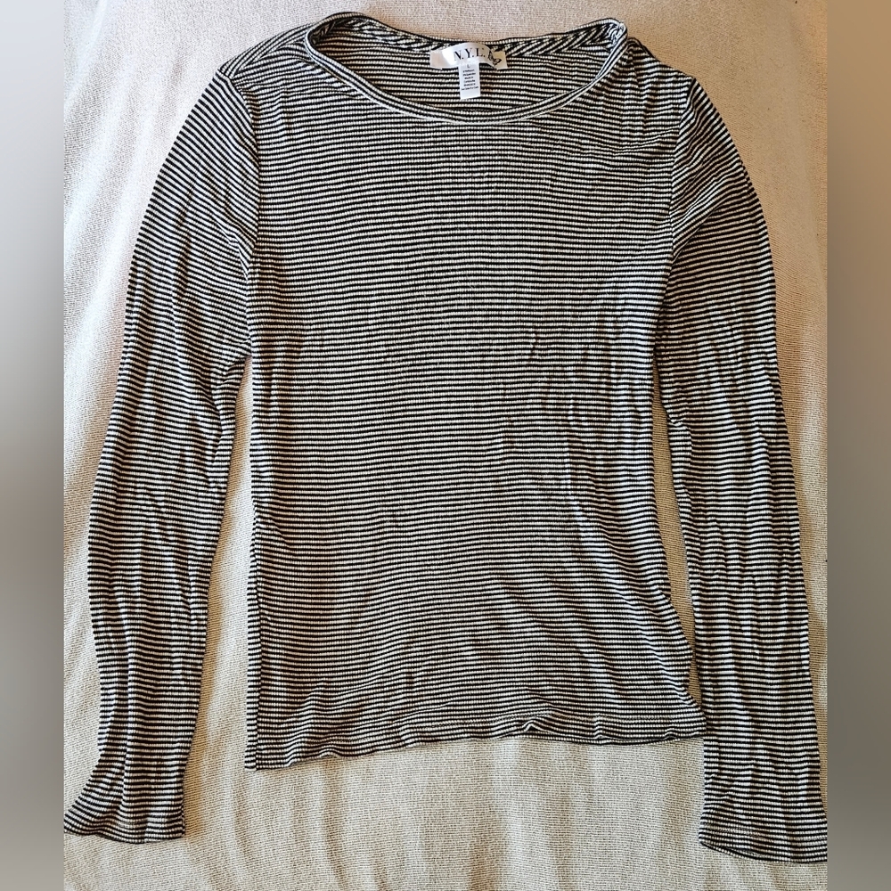 N.Y.L. Black & White long sleeve top